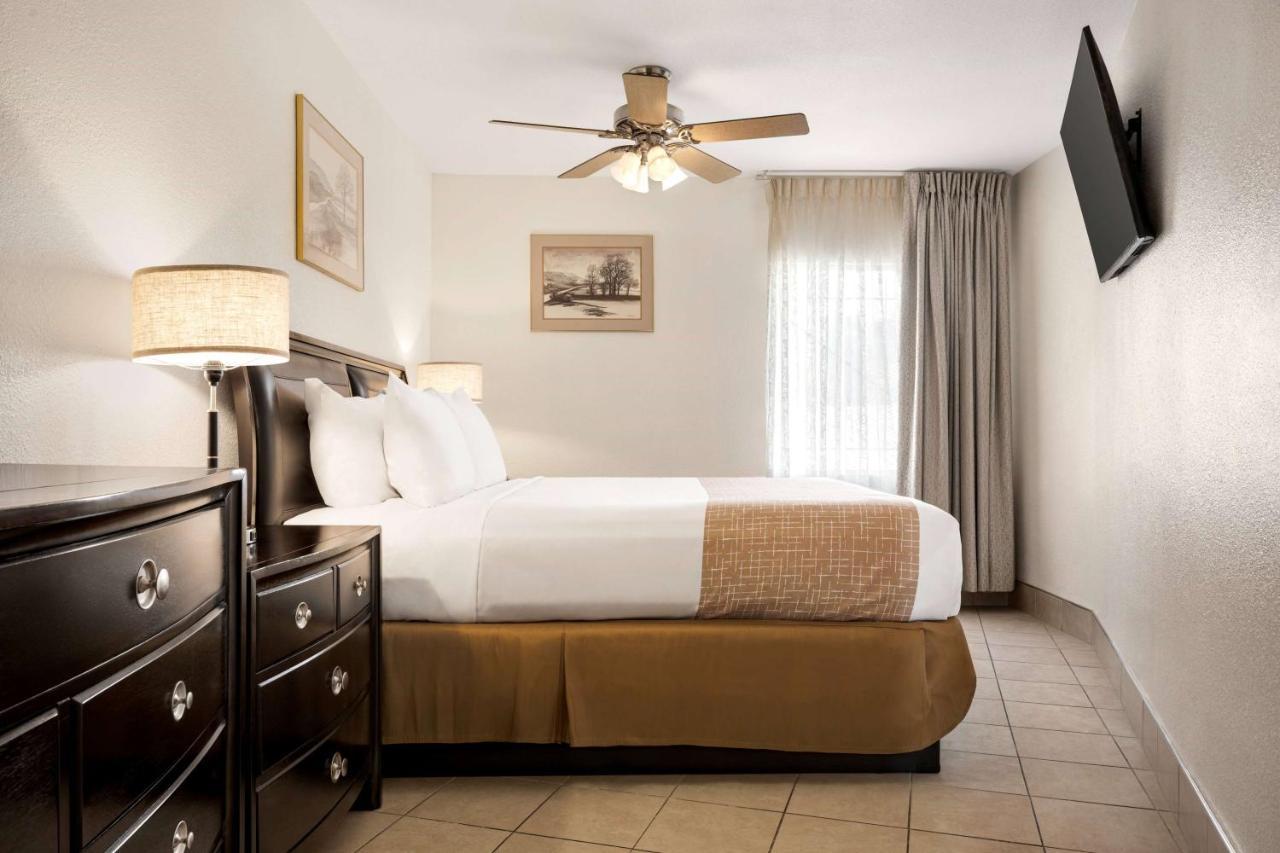 ทราเวลลอดจ์ ลาสเวกัส Motel ภายนอก รูปภาพ